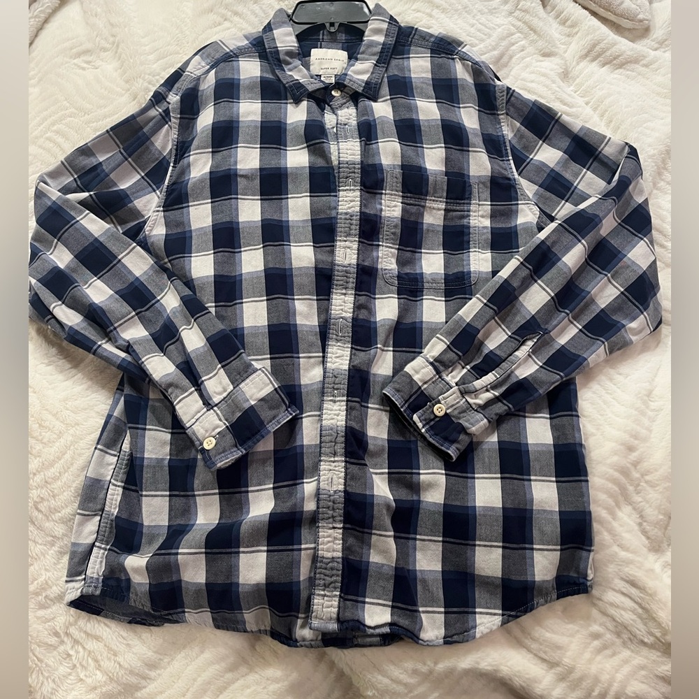 American Eagle Outfitters Blue and White Plaid Shirt